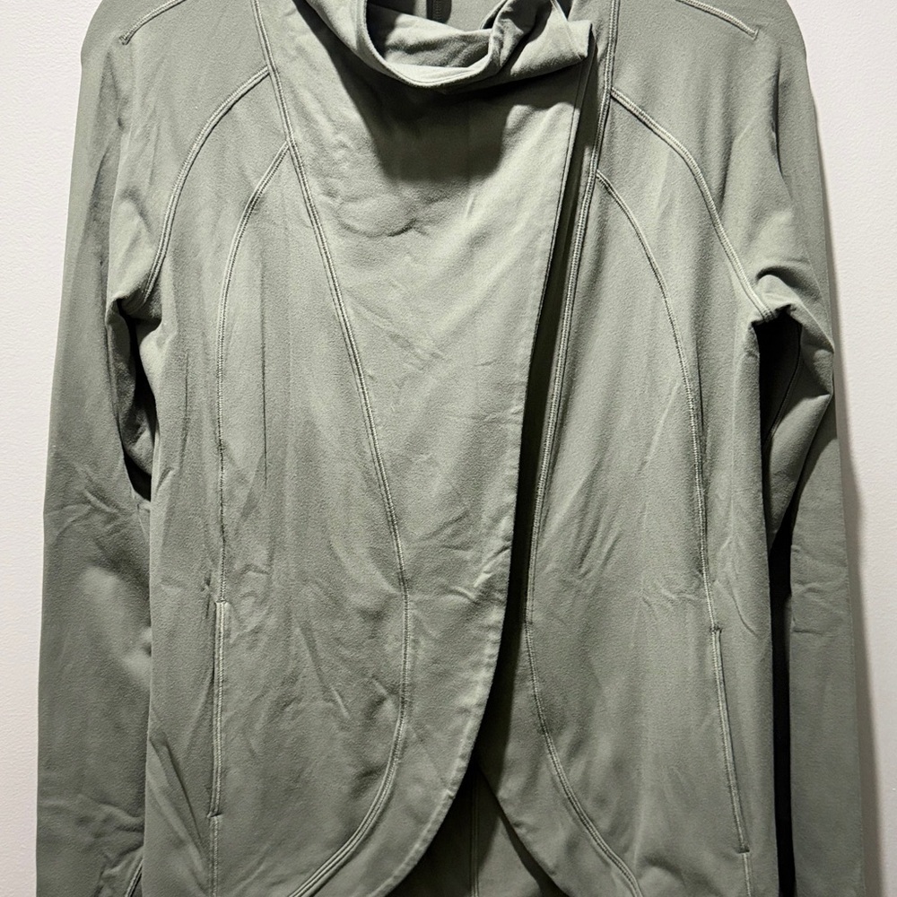 Lululemon Rulu Rally Wrap - Grey Sage - Picture 3 of 8